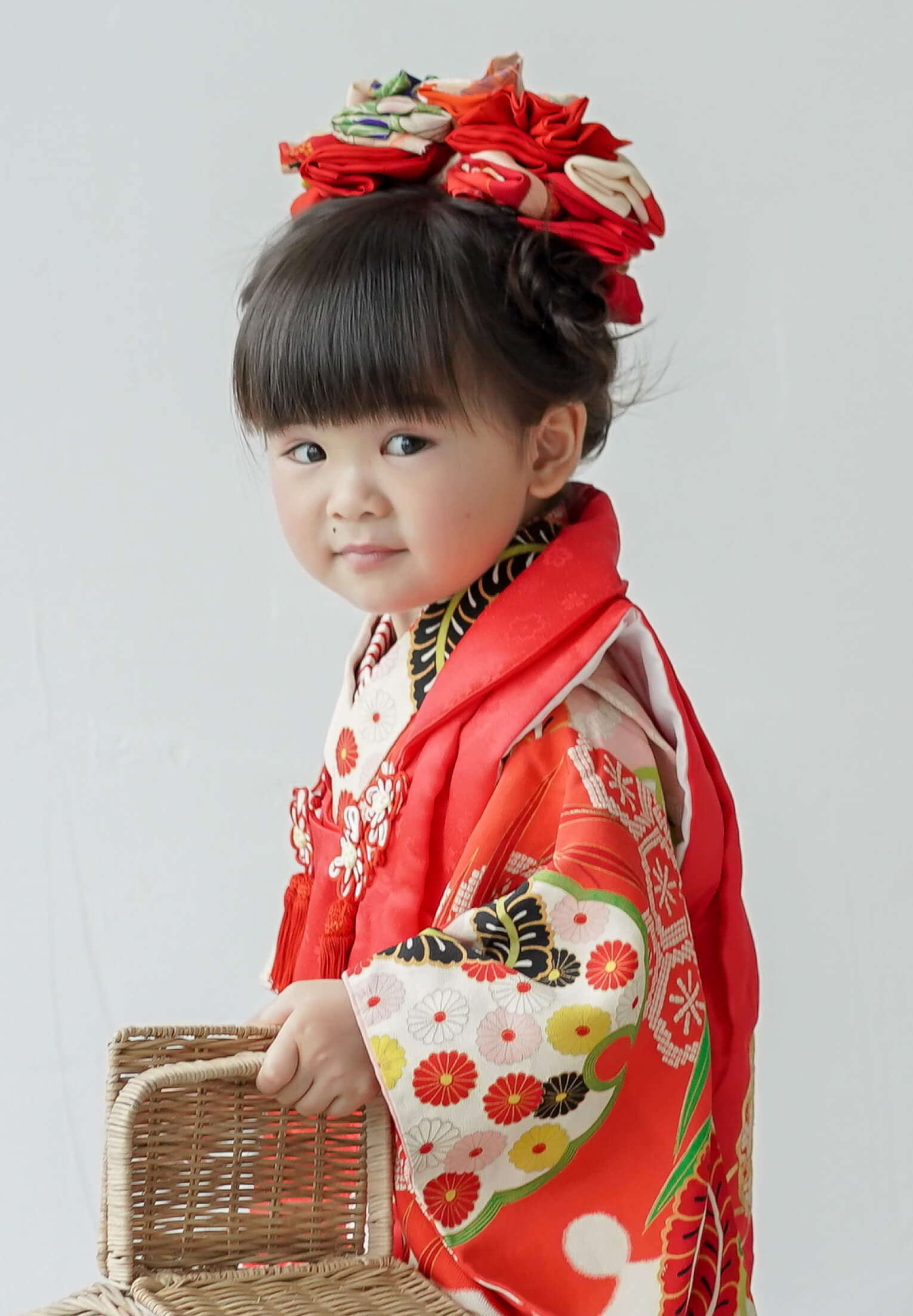 生成りに紅一点