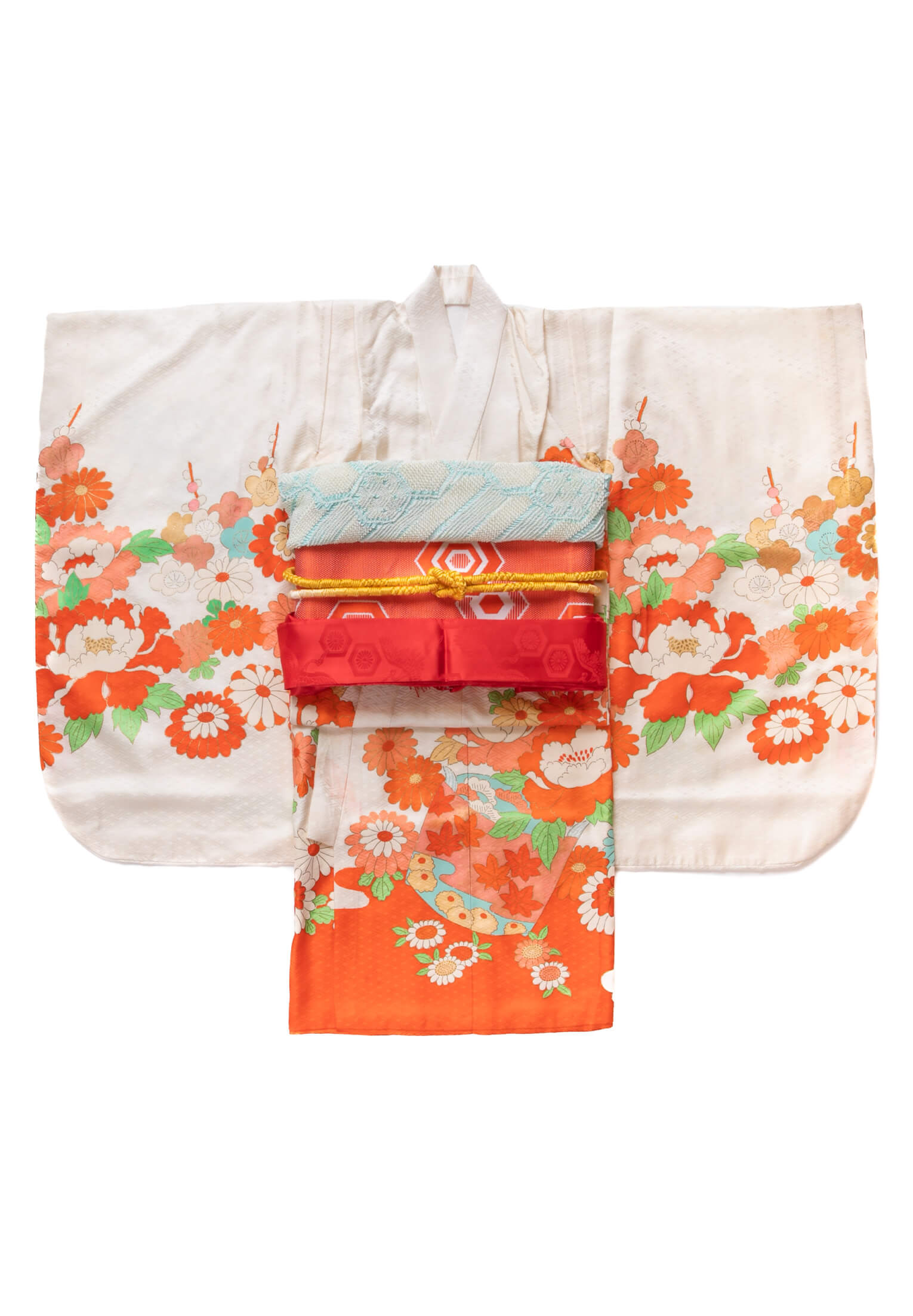 胡粉に緋色の菊文様