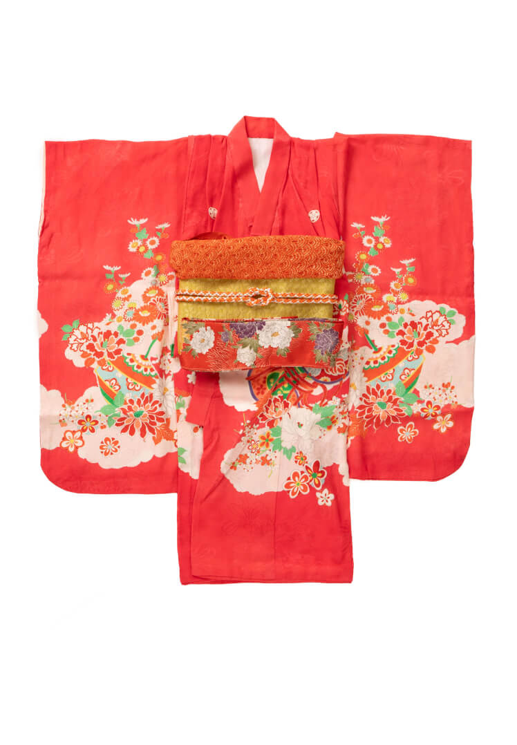 桃に駒と花鼓