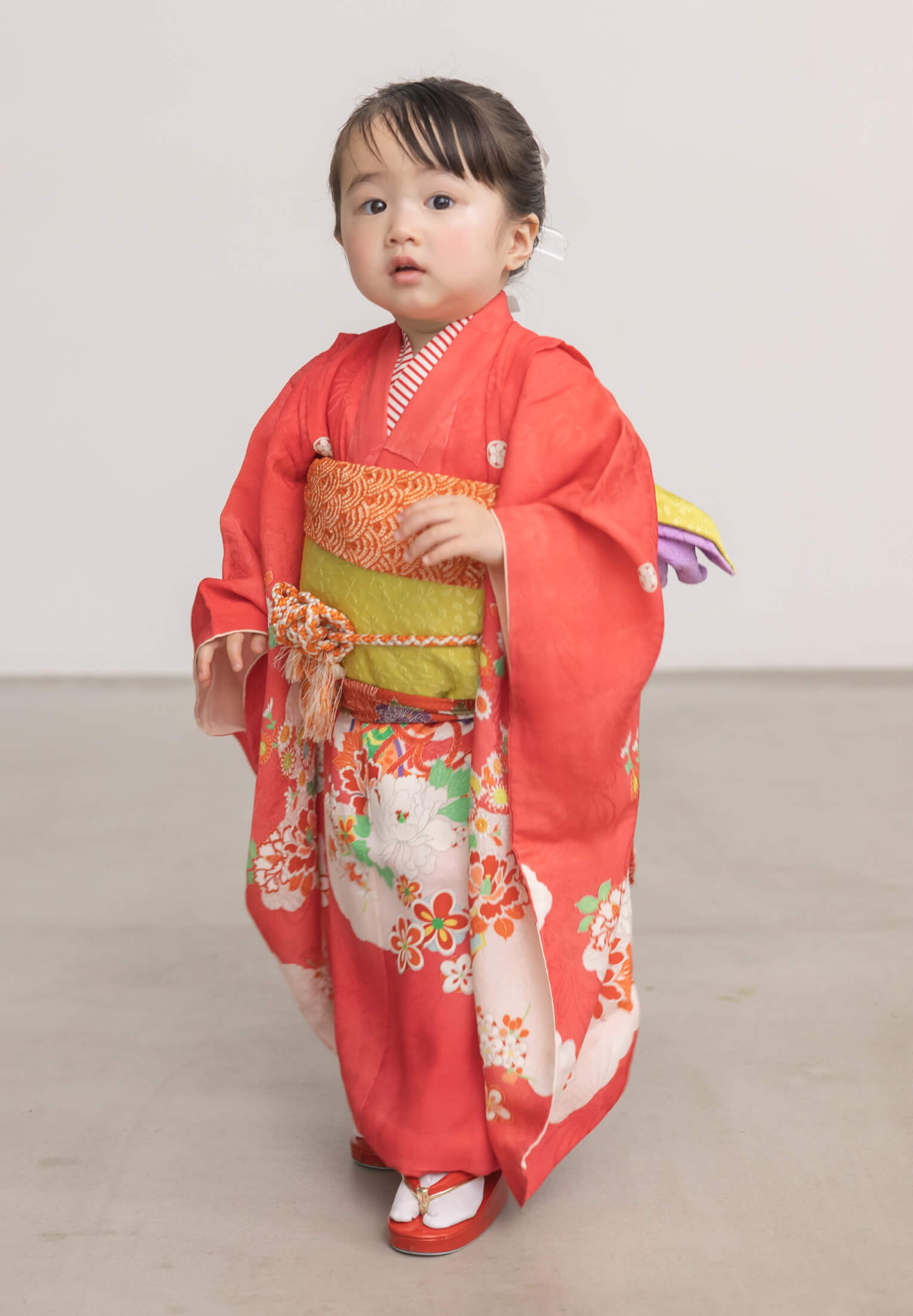 桃に駒と花鼓